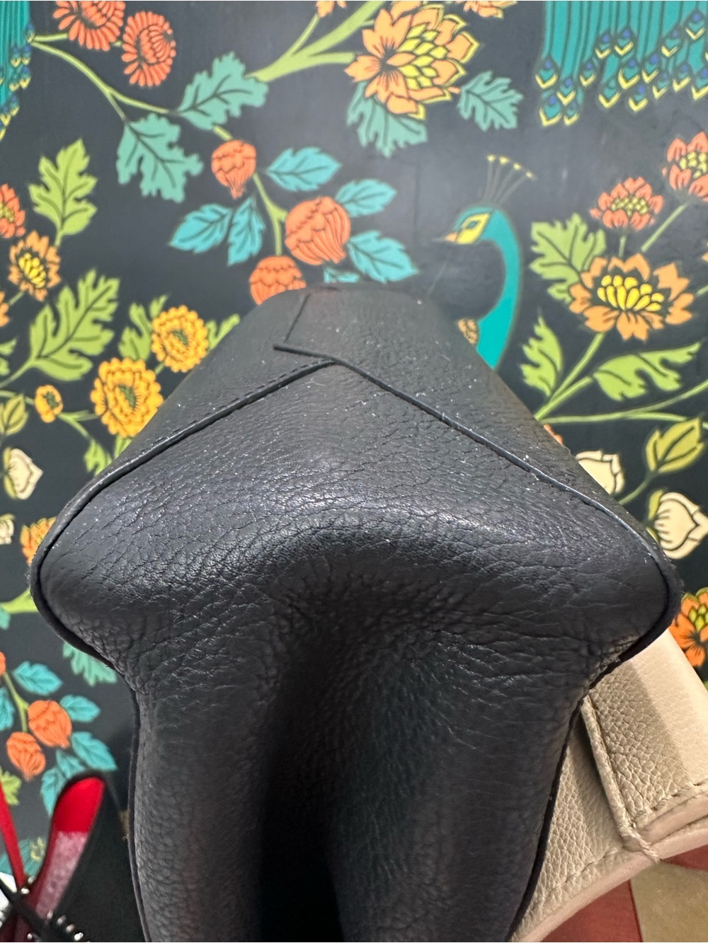 Louis Vuitton Lockme II Taurillon Leather Vanille Black Top Handle Bag - Picture 9 of 14